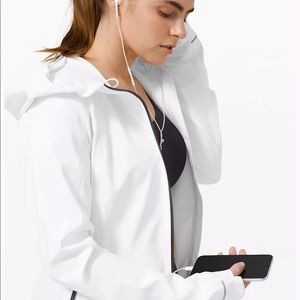 Lululemon cross chill jacket